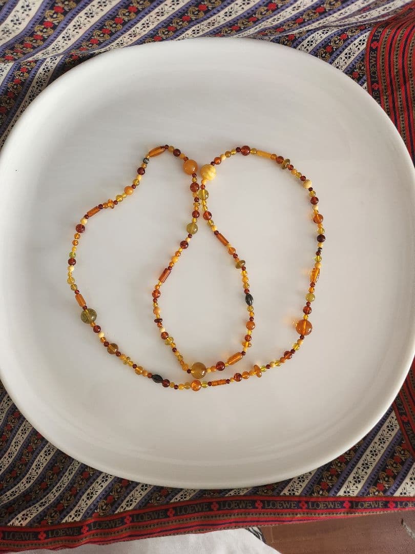 ラストセール！バルティックアンバーネックレス(琥珀)　ミックスサイズ　輸入 リトアニア産バルティックアンバーネックレス 天然琥珀 金属アレルギー