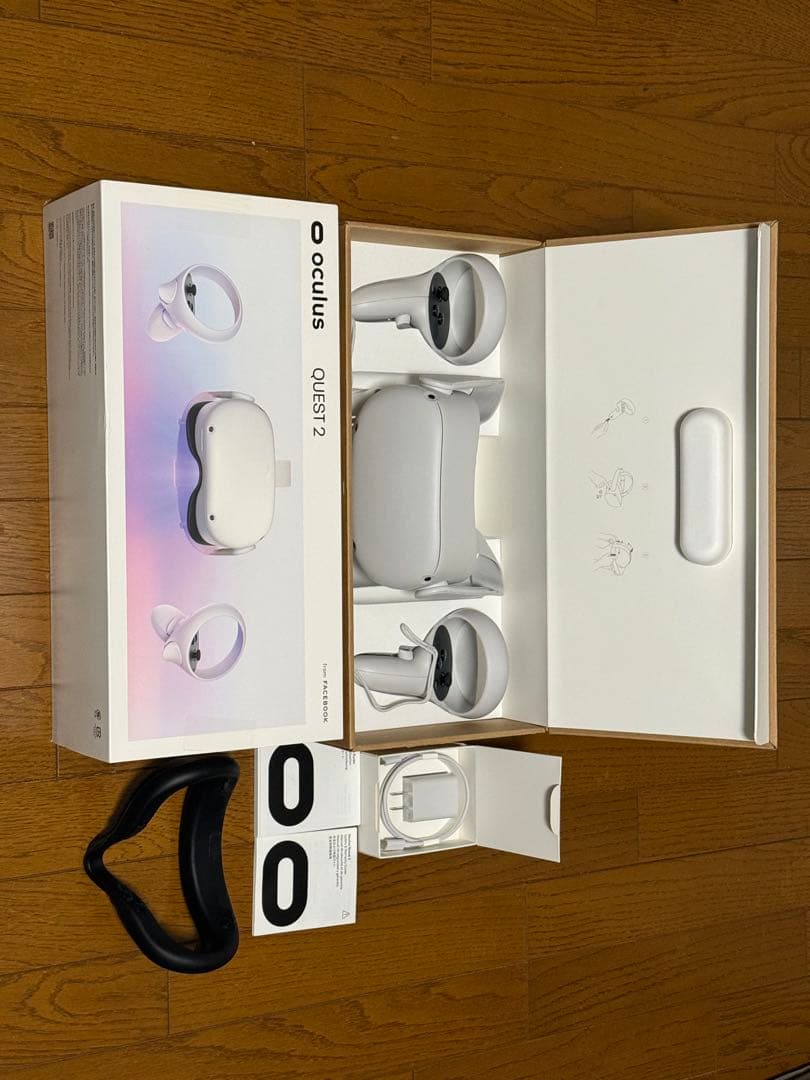  Quest 2 VRヘッドセット　64GB Oculus Quest 2, Advanced All-In-One META LINK VR Headset - 64 GB