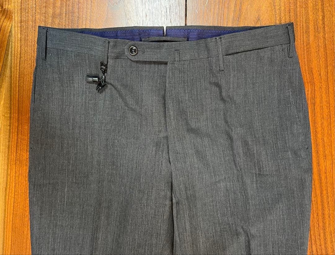 元祖美脚❗️INCOTEXスリムフィット チャーム付スラックス 50 検LEON 元祖美脚❗️INCOTEXスリムフィット チャーム付スラックス 50 検LEON