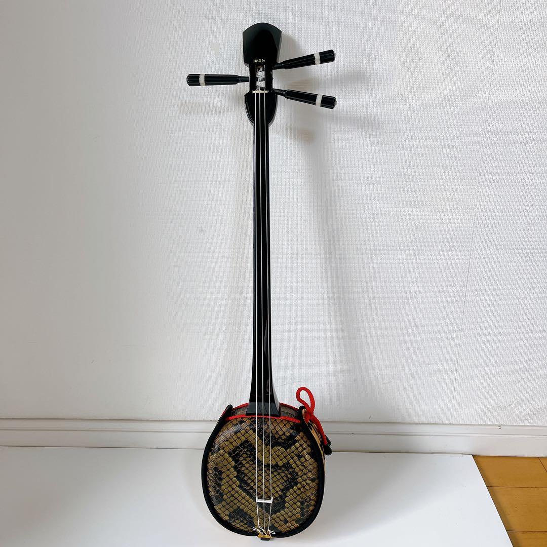 ★美品★沖縄三線 人工革張り 伝統楽器 和楽器 琉球 弦楽器 初心者 琉球 沖縄 三線 和楽器 民謡楽器 人工皮 初級者用 沖縄三線 本蛇皮 琉球
