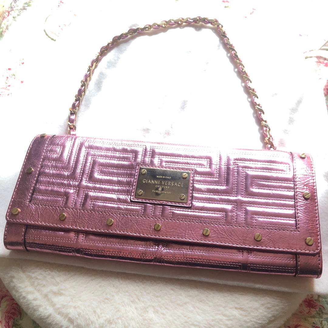 GIANNI VERSACE シャイニーピンク　クラッチ　ショルダー　バッグ Versace Tag Nappa Bowling Bag Pink | VERSACE US