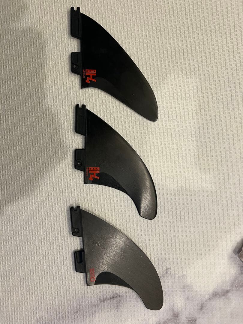 FCS H4 サーフボードフィン 3枚セット ブラック FCS 26 FCS2 H4 フィン Tri Fin トライフィン スイス製 スピード