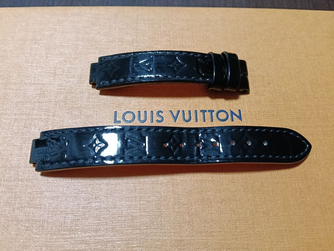 【特】タンブールPMストラップ モノグラム ヴェルニ R15221ブラック タンブール モノグラム ラバー ストラップ M ｜ルイ・ヴィトン 公式