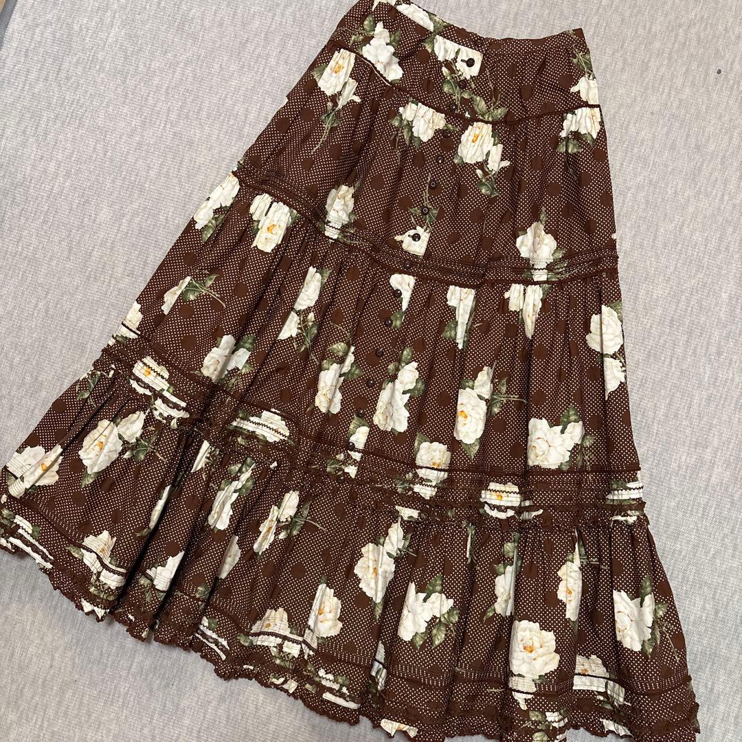 美品★ピンクハウス★花柄&ドット柄が可愛い♪フレアスカート￼★ ピンクハウス 美品 スカート 美品 PINKHOUSE ドット柄と花柄のフレア