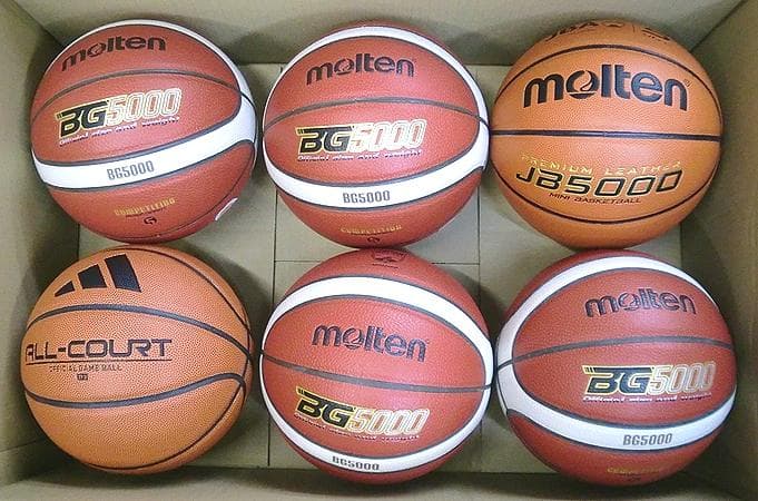 モルテン検定５号球・5個アディダス５号球・計6個セット molten（モルテン） サッカーボール 5号 検定球 ヴァンタッジオ4900