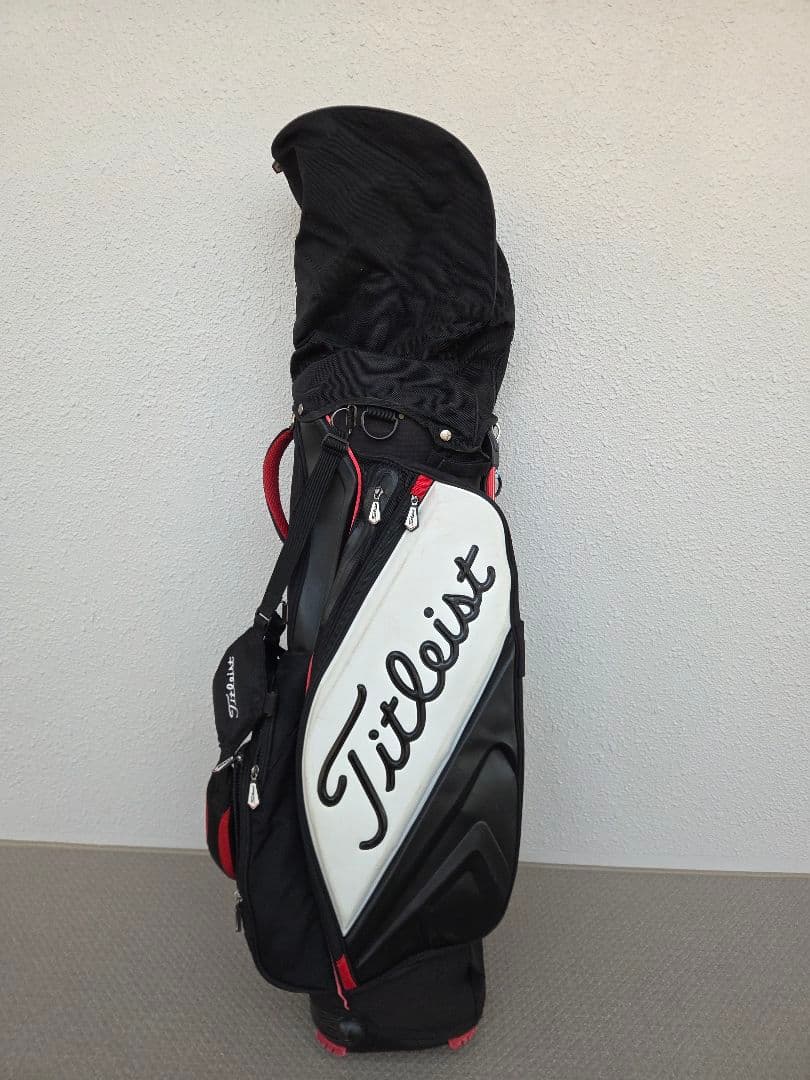 Titleist キャディバッグ 黒/白/赤 Titleist キャディバッグ 黒/白/赤 Titleist キャディバッグ 黒/白/赤