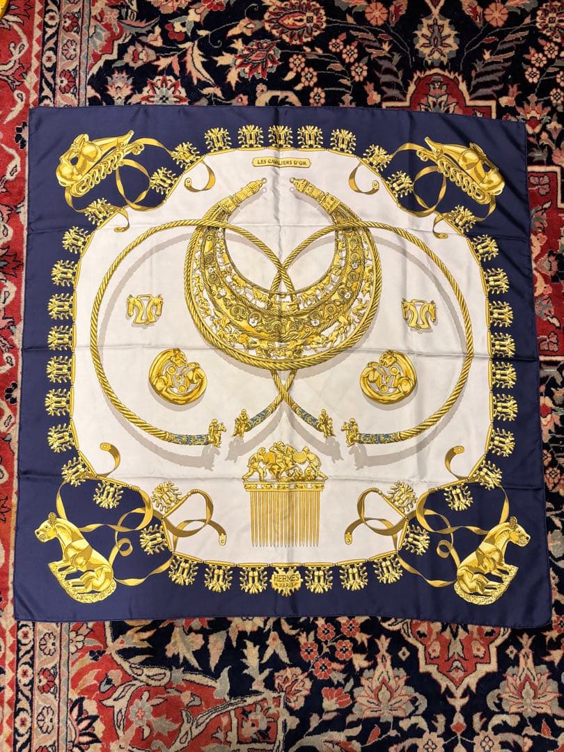 Hermes エルメス90カレLES CAVALIERS D'OR シルク HERMES Silk Scarf 90cm Les Cavaliers D'Or Decorative Design Brown