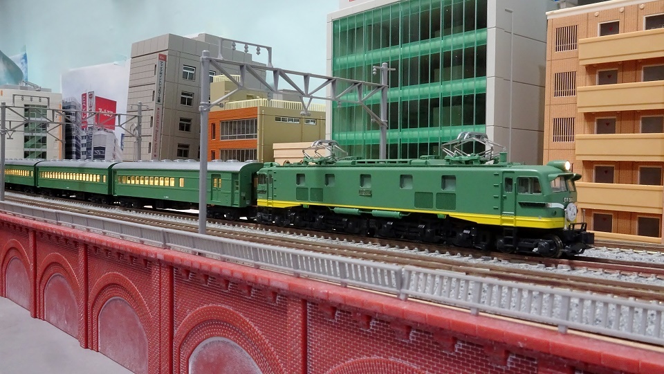 機関車04】EF58 初期形 大窓 ヒサシ付 青大将 特急「つばめ」 - ビスタ