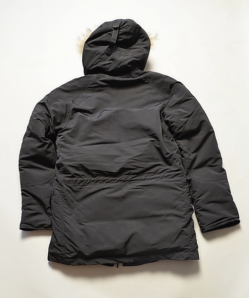 SHIPS GENERAL SUPPLY（シップスジェネラルサプライ）の「ALPHA×SHIPS