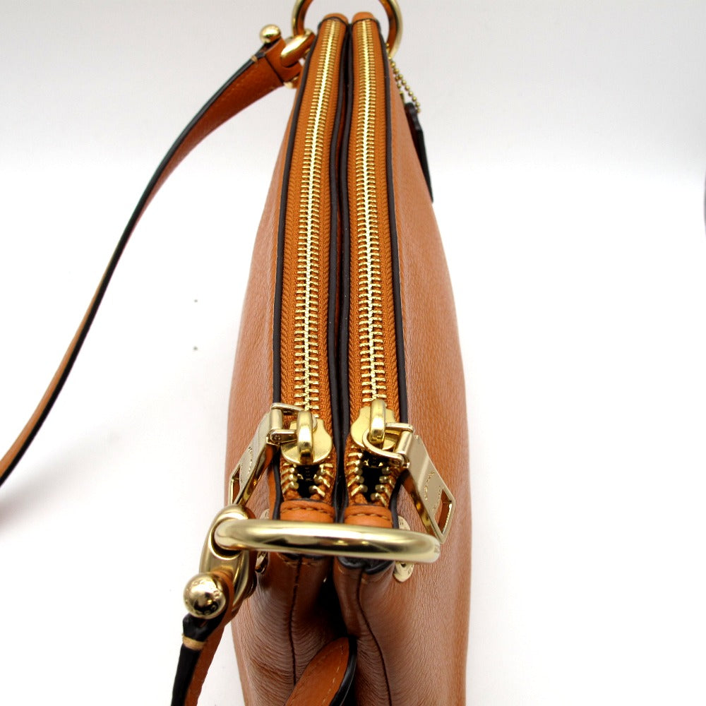 COACH コーチ ショルダーバッグ 斜め掛け 表ロゴ レザー オレンジ