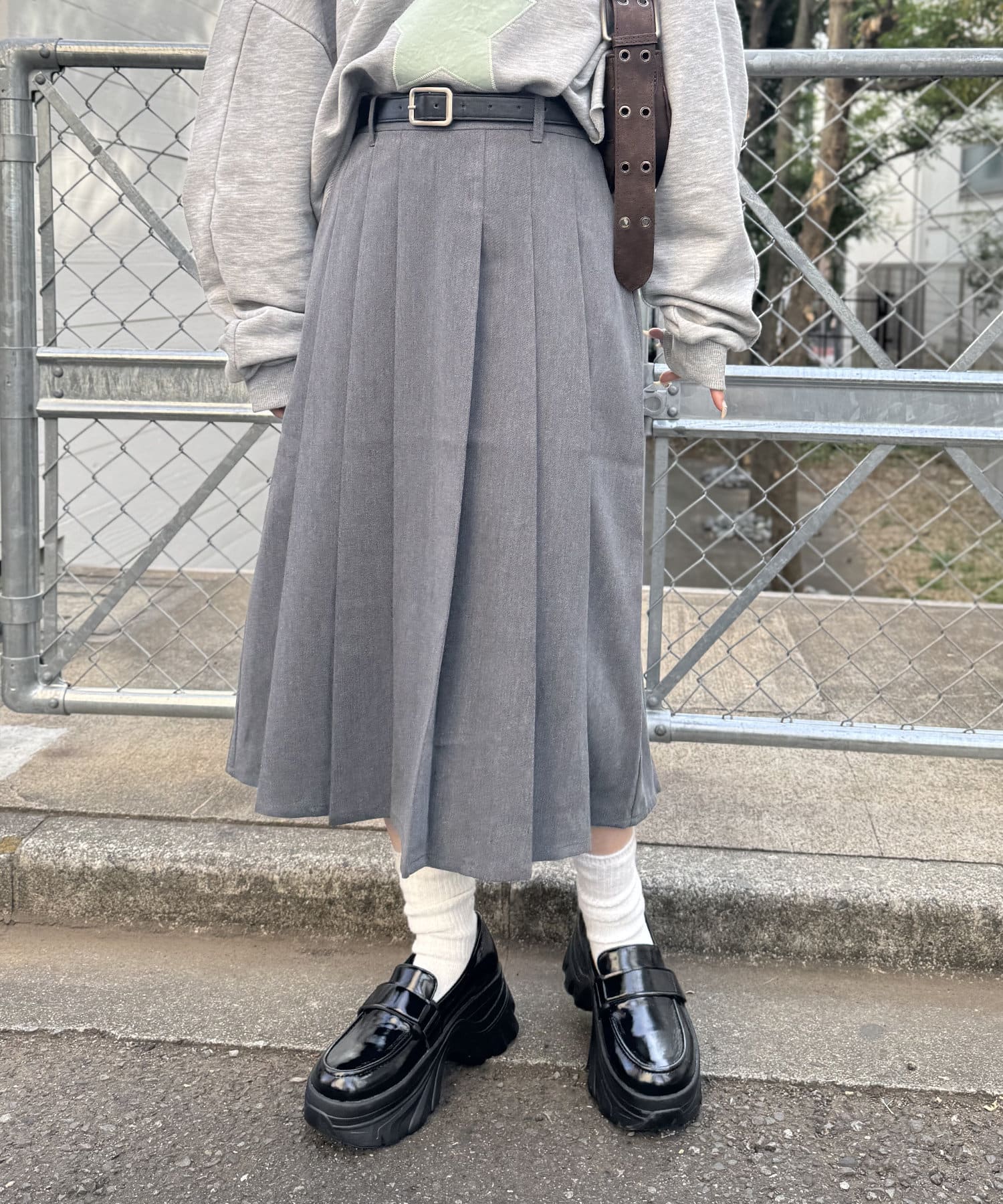 ベルト付ミディプリーツスカート | w closet(ダブルクローゼット