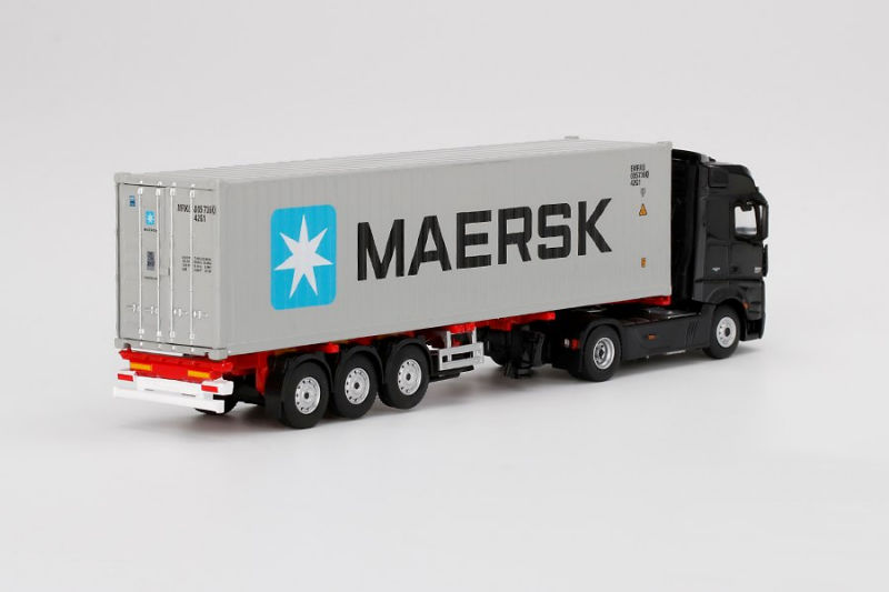 MINI GT Mercedes-Benz Actros w/ 40 Ft Container 